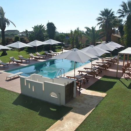 סן לאונה Villa Carlotta Resort מראה חיצוני תמונה